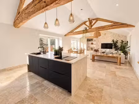 vente maison 4 pièces 125 m² à saintes (17100)  337 600 €