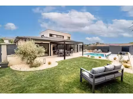 villa de 6 pièces de luxe en vente brindas  france