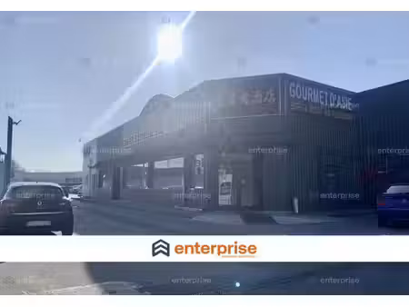 location local commercial