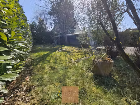 terrain 377m2 a vendre en plein centre de bruz