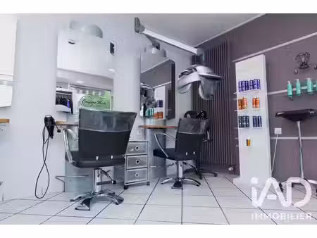 esthétique  coiffure​ à couëron (44220)