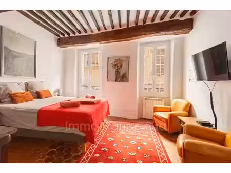 vente maison 5 pièces 172 m² à cotignac (83570)  350 000 €