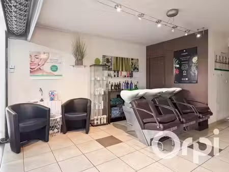 fonds de commerce à vendre – salon de coiffure & institut de beauté quartier mellinet – em