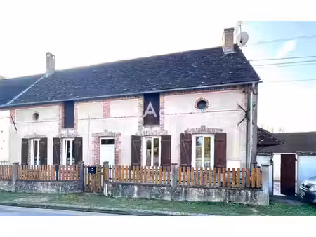 charmante maison ancienne 2 pièces