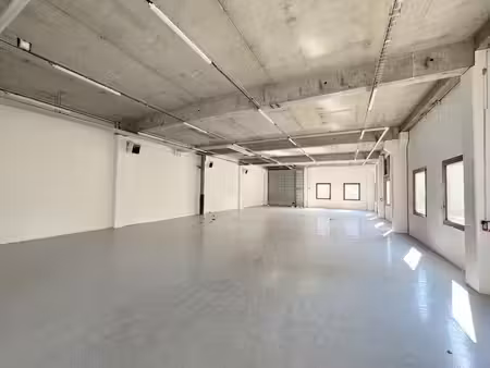 location local d’activités 469m² à 1163m²