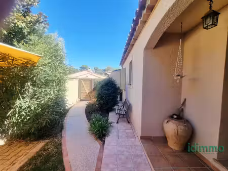 villa 100 m²
