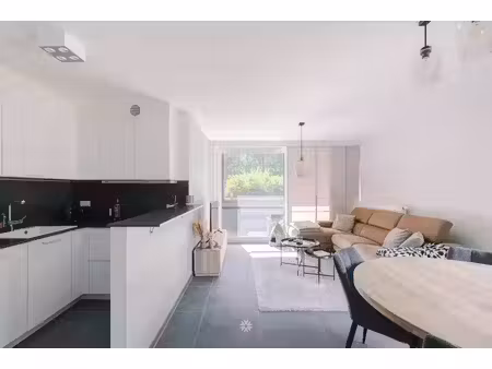 appartement te koop in oostakker met 2 slaapkamers
