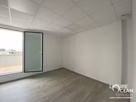 location local professionnel 55m² clisson 44190