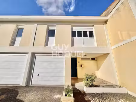 maison 3 chambres  avec garage et jardin
