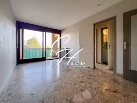 vente appartement 2 pièces 32m2 grenoble 38100 - 69900 € - surface privée