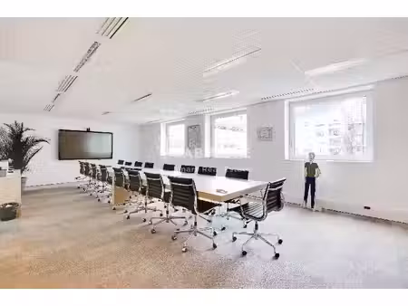 location bureaux levallois-perret 92300 569m²