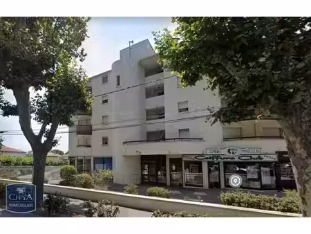 location parking frejus 83600