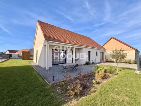 plain-pied à vendre de 95 m² - bourg tous commerces