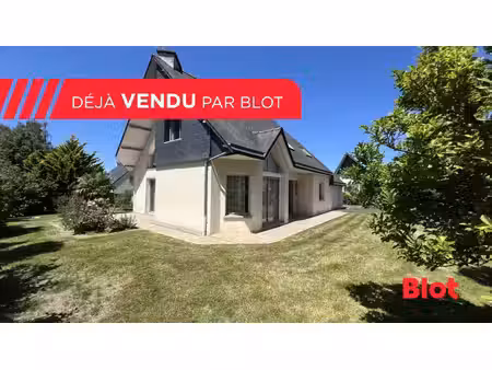 vendu en exclusivite par blot liffre