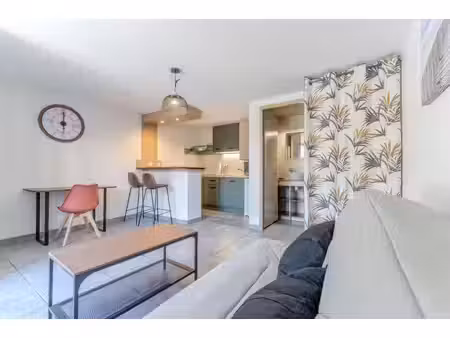 location appartement 1 pièce meublé 22m² aire sur l adour 40800