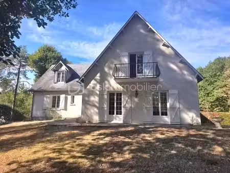 vente maison 8 pièces 216 m² à orleans (45000)  369 000 €