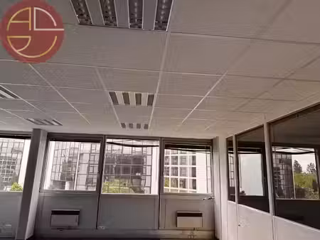 vente locaux professionnels 5 pièces 126 m² à blagnac (31700)  220 374 €