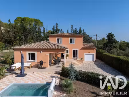 maison à aramon (30390)