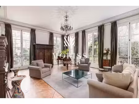 maison de luxe à louer dans le quartier daumesnil