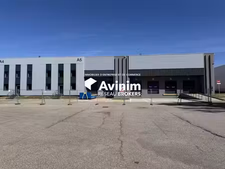 location entrepôt corbas 69960 2444m²