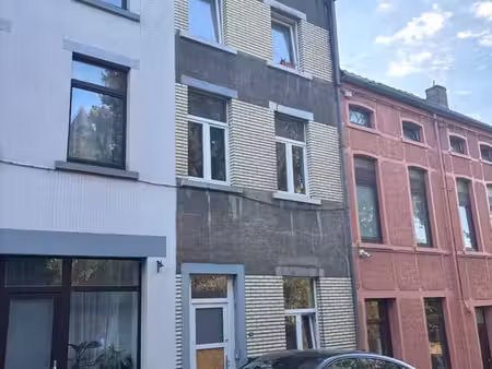 maison/logement collectif