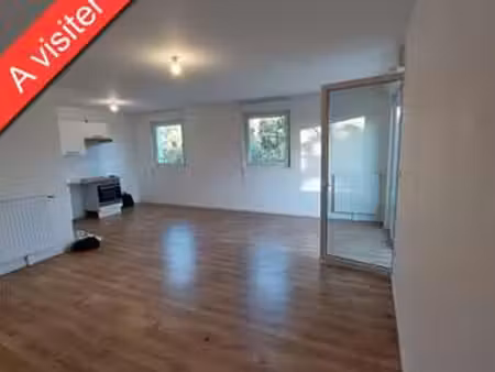 location appartement 3 pièces à la chapelle-sur-erdre (44240) : à louer 3 pièces / 80m² la