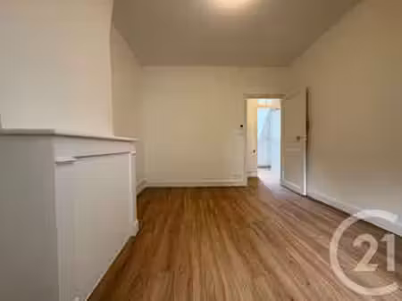 location appartement 2 pièces à dinard (35800) : à louer 2 pièces / 30m² dinard