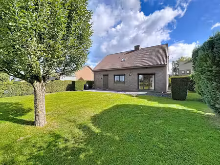 maison 3 chambres dans un quartier résidentiel de beaufays
