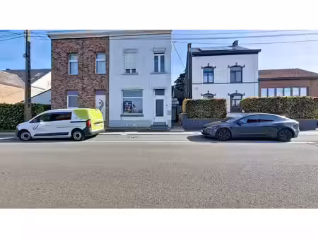 maison 3 façades à rafraîchir