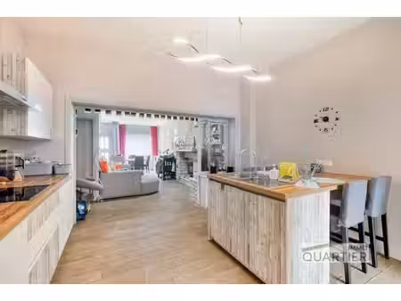 maison 2-façades (4 ch.) avec jardin et garage