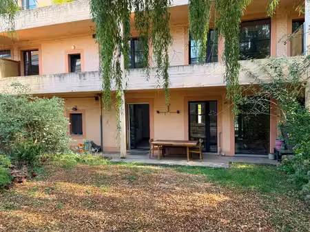 appartement 3 chambres avec grand jardin privatif