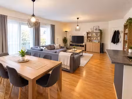 spacieux appartement 2 chambres à louer à boom