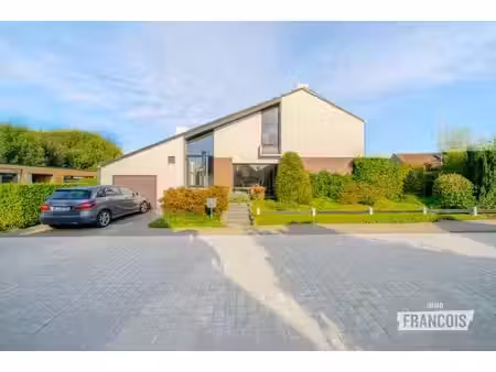 architecturale villa met tuin en garages in oudenburg te ko…