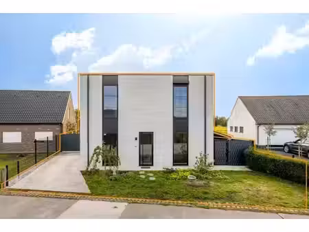 recente  luxueus afgewerkte en energiezuinige woning met ...