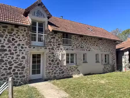 vente maison 5 pièces 135 m² à aurillac (15000)  233 000 €