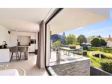 modern  design & prachtig gelegen!