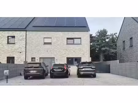 maison à vendre à mechelen-aan-de-maas pour € 649.000 avec 5 chambres à coucher