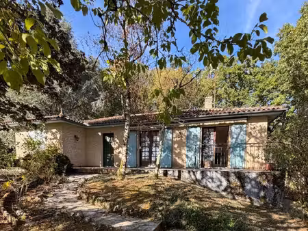 mouthiers sur boëme. maison 118 m² avec sous-sol sur terrain de 2000 m²
