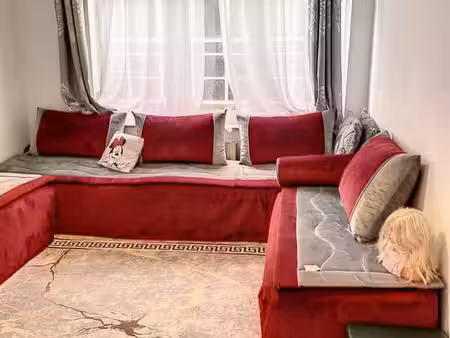 rue wayez! bel appartement non meuble 2 chambres