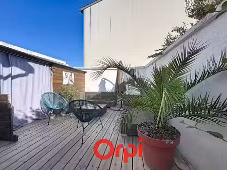 maison quartier du perron  2 chambres + bureau  jardin