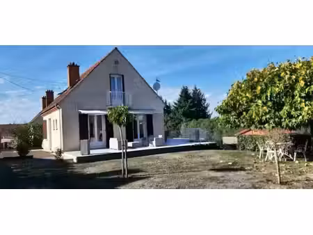 vente maison 5 pièces 96 m² à gueugnon (71130)  174 000 €