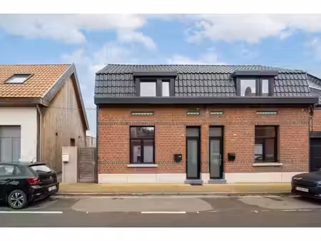 huis te koop in stabroek met 5 slaapkamers