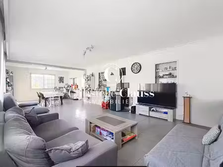 appartement 4 pièces de 135 42 m² ittenheim avec véranda  garage et jardin partagé