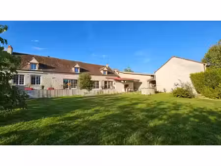 vente maison 6 pièces 245 m² à longueville (77650)  288 000 €