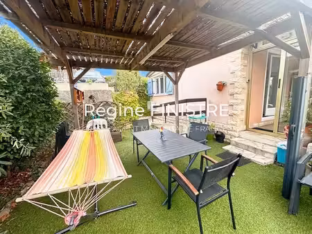 roquebrune-sur-argens chalet t4 de 82 m² avec véranda  terrasse et cave