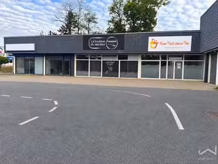 vente bureaux et commerces à guichen (35580) : à vendre / guichen