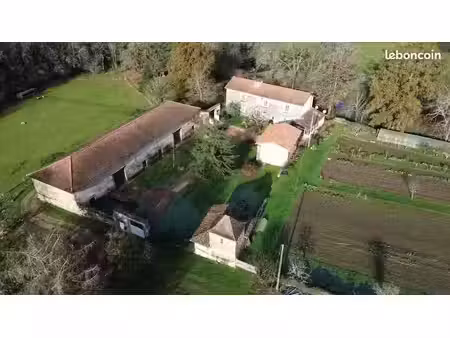 vente propriété 9 pièces 520 m² à busserolles (24360)  728 000 €