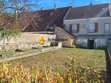 maison 4 pièces 101 m2  véranda  jardin et dépendance