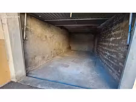 garage a louer centre rioz