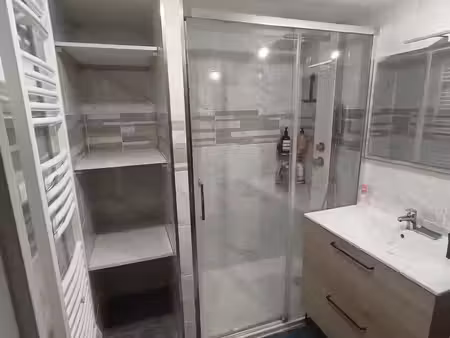 mdv r+2 avec garage entièrement rénovée